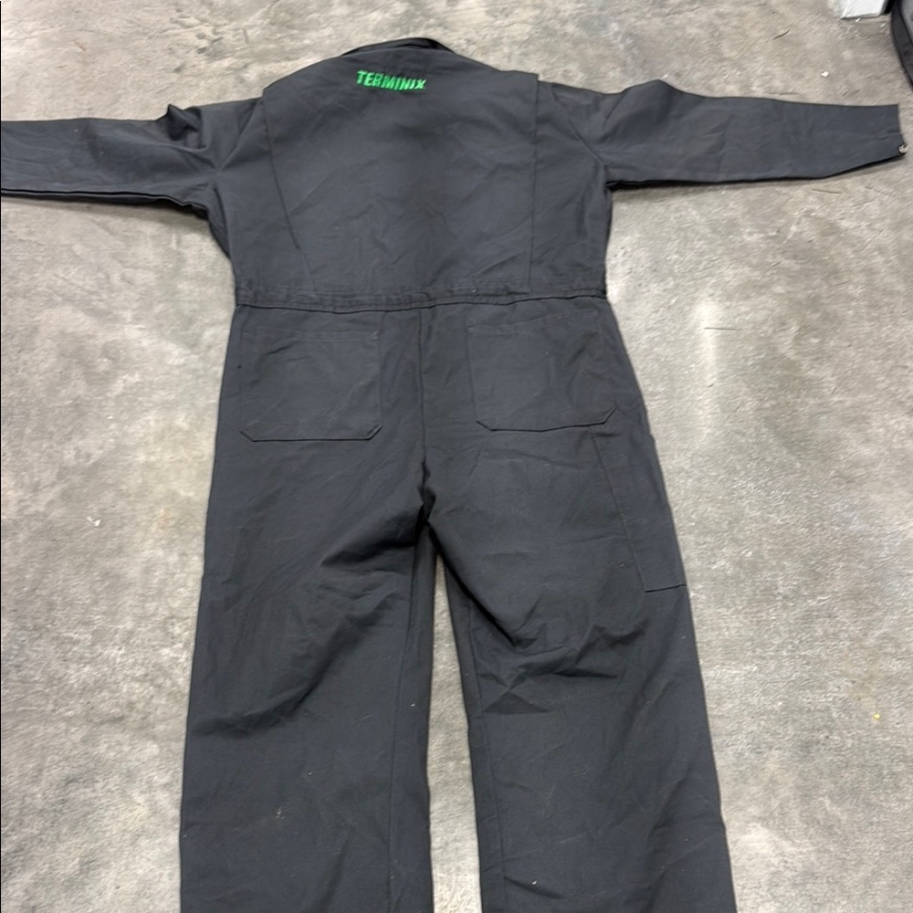 Terminix man jumper π₯π₯ - Picture 6 of 8